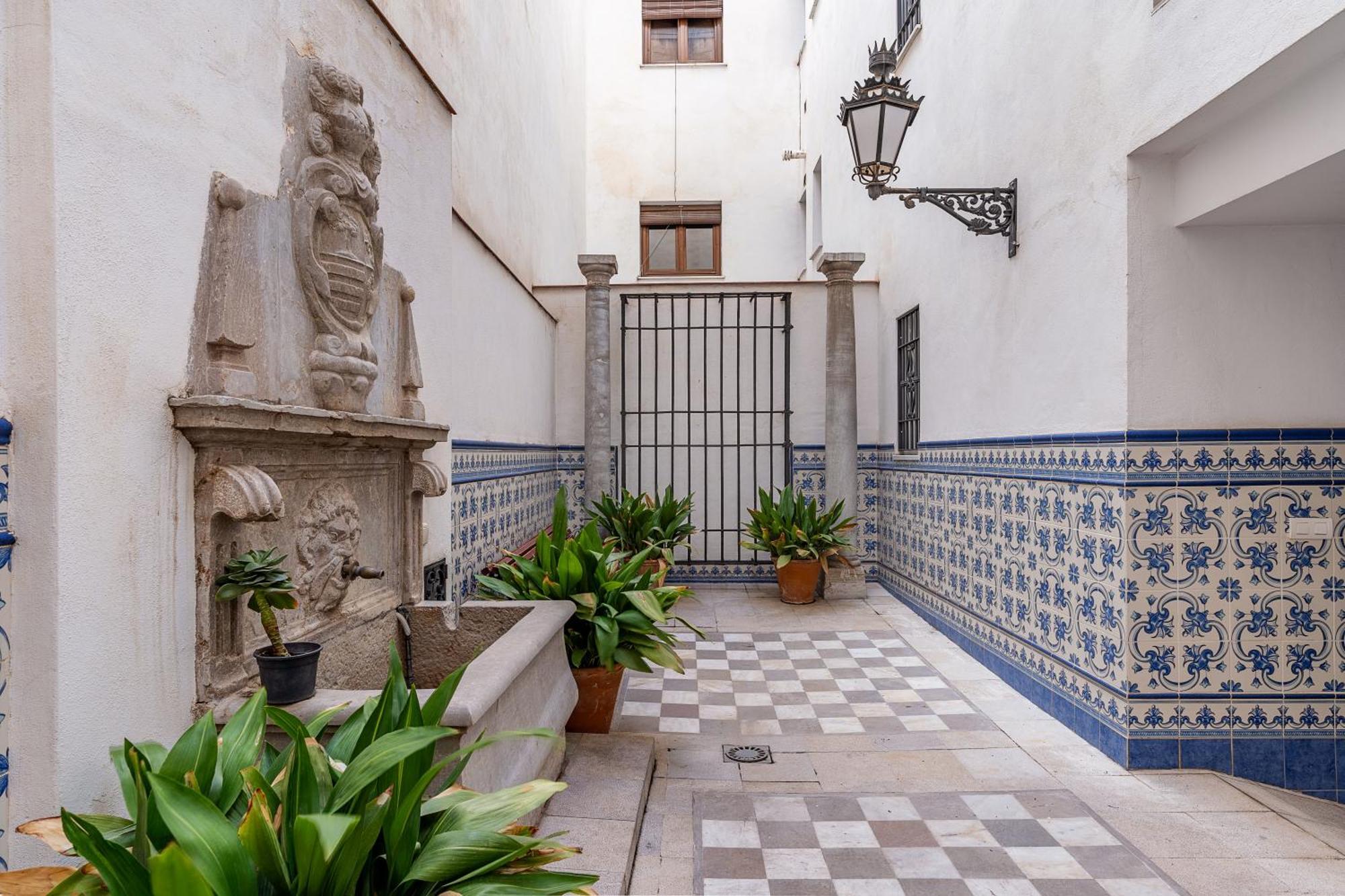 Luxury Suite Ancha De La Virgen Granada Exterior photo